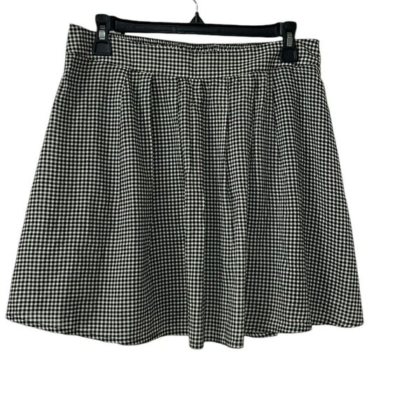 Old Navy Black & White Mini Skirt(Size Small) - Picture 1 of 6